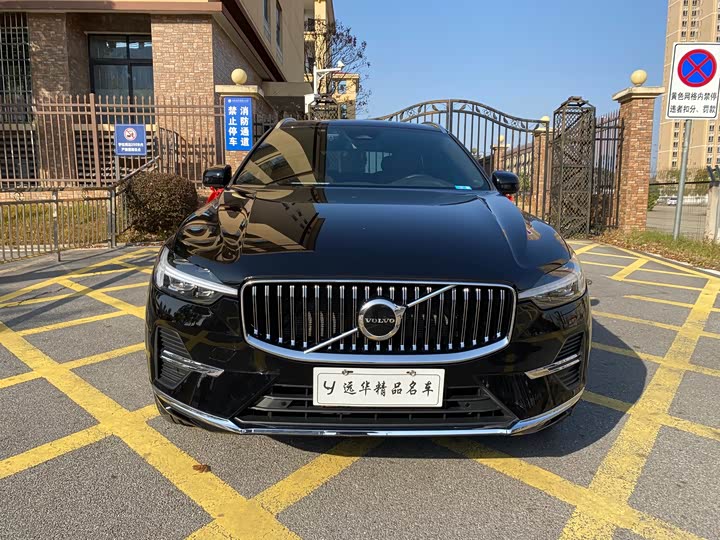 Volvo XC60 2025 2025款 B5 四驱智逸豪华版