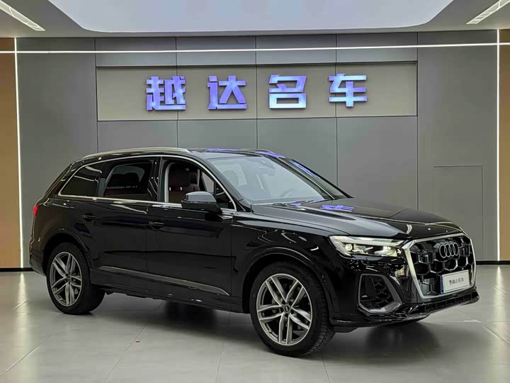 Audi Q7 2025 2025款 55 TFSI quattro S line运动型