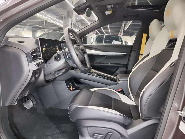 MG Motor 5 Scorpio 2022 2022款 1.5T Trophy运动旗舰版