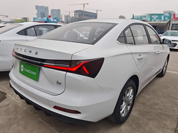 Roewe i5 2026 2026款 1.5L CVT豪华版