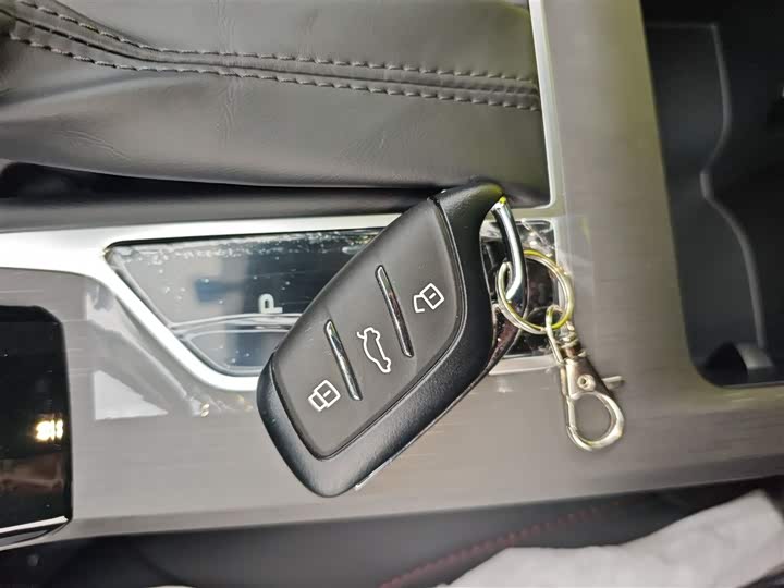 Roewe i5 2026 2026款 1.5L CVT豪华版