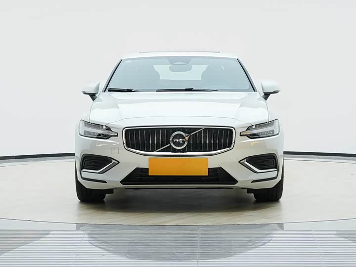 Volvo S60 2026 2026款 B4 智远豪华版