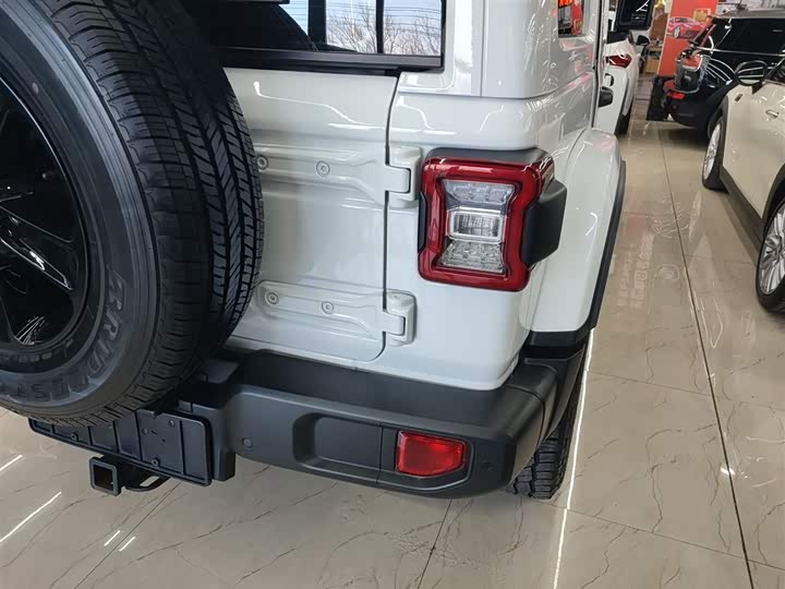 Jeep Wrangler 2022 2022款 2.0T 高地四门版