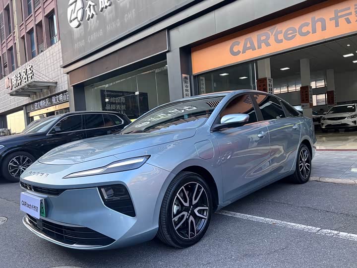 Roewe D6 2025 2025款 520km 智享版