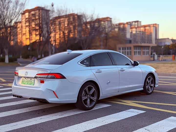 Honda Inspire Hybrid 2023 2023款 e:PHEV 智耀版
