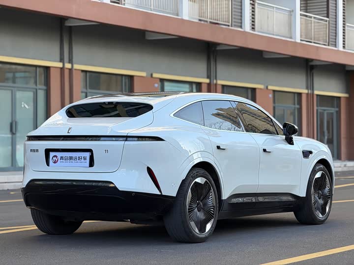 Avatr 11 2023 2023款 鸿蒙 90度 后驱版