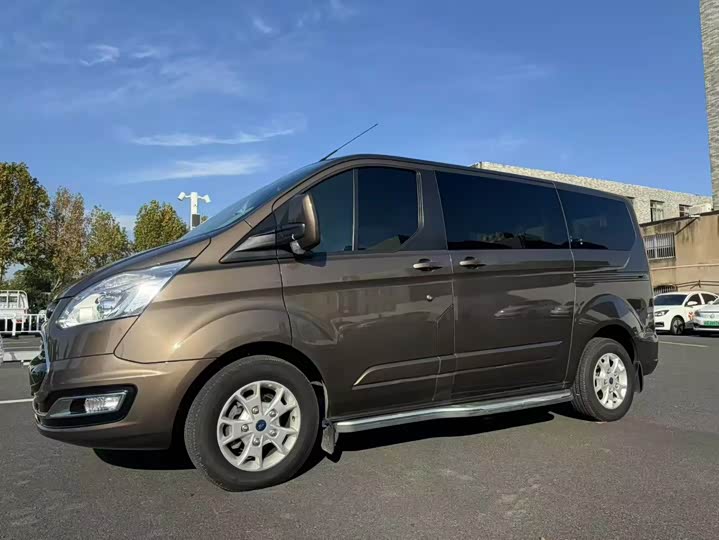 Ford Tourneo 2020 2020款 2.0T 自动旗舰版 国VI