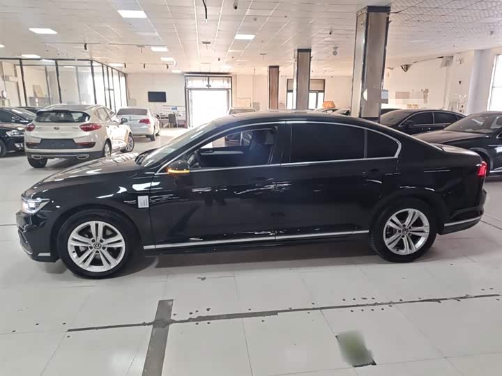 Volkswagen Magotan 2025 2025款 众享款 280TSI DSG舒适型