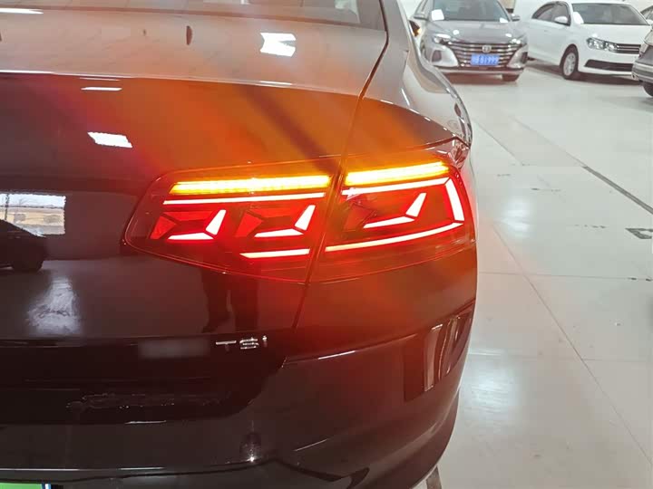 Volkswagen Magotan 2025 2025款 众享款 280TSI DSG舒适型