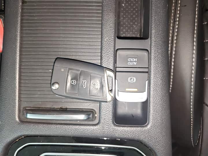 Volkswagen Magotan 2025 2025款 众享款 280TSI DSG舒适型