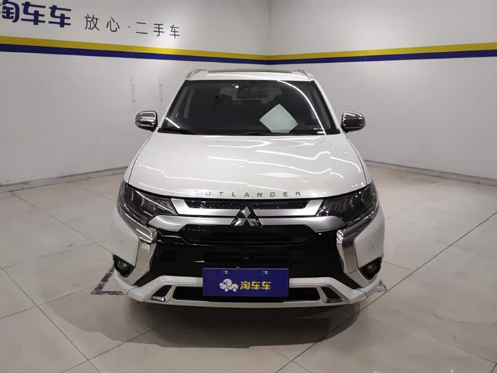 Mitsubishi Outlander 2021 2021款 2.4L 四驱致享版 5座