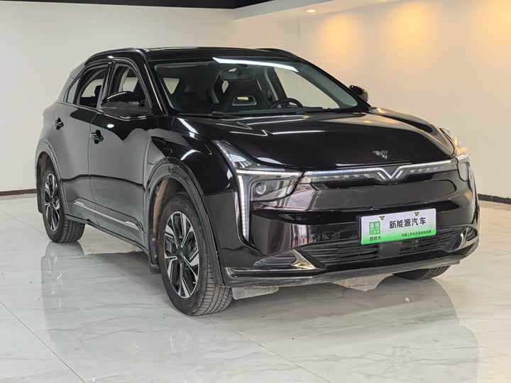 Hozon U 2023 2023款 哪吒U-Ⅱ 挑战版 400 Lite 三元锂