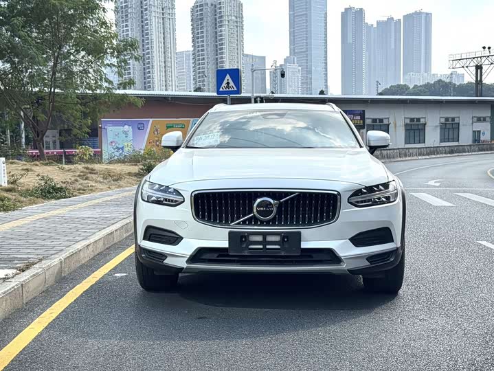 Volvo V90 2023 2023款 Cross Country B5 AWD 智远版