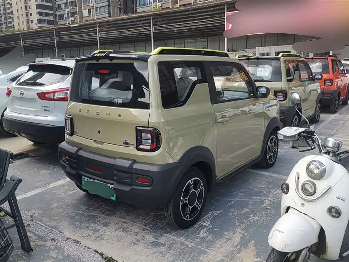 Geely Galaxy Panda Mini 2025 2025款 熊猫mini 210km 元气熊