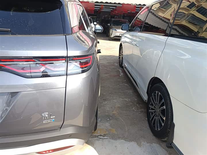 BYD Song L DM-i Hybrid 2025 2025款 智驾版 112km 领先型