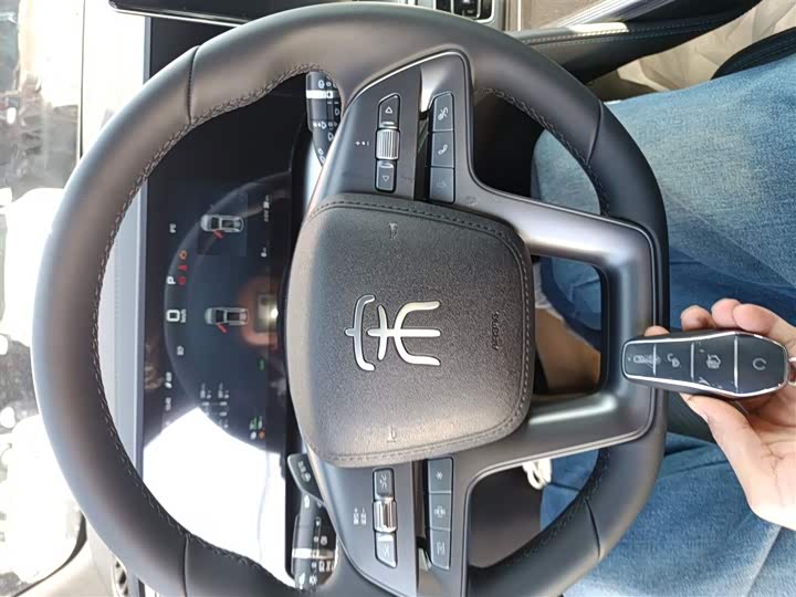 BYD Song L DM-i Hybrid 2025 2025款 智驾版 112km 领先型