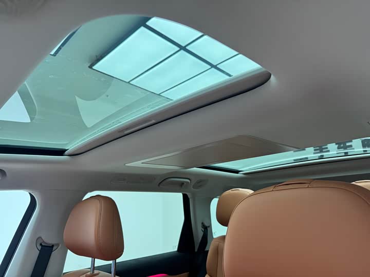 Leapmotor C16 2026 2026款 增程 280激光雷达智尊版 6座