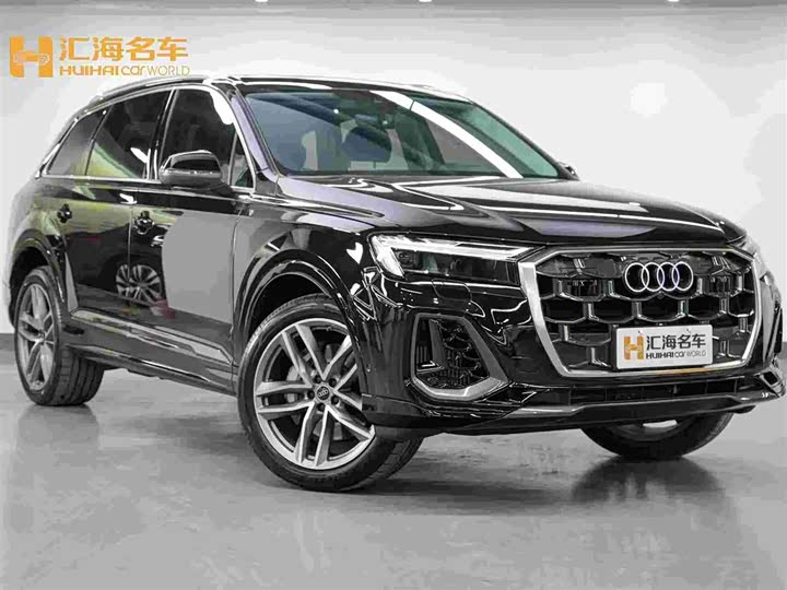 Audi Q7 2025 2025款 55 TFSI quattro S line运动型