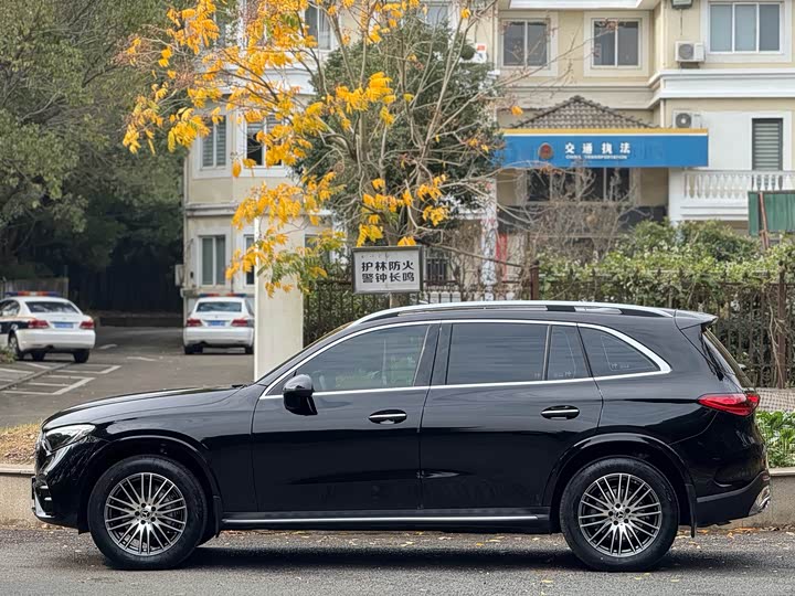 Mercedes-Benz GLC-Class 2025 2025款 GLC 300 L 4MATIC 动感型 5座