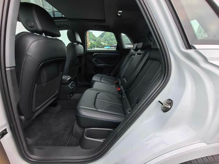 Audi Q3 2024 2024款 35 TFSI 时尚致雅型