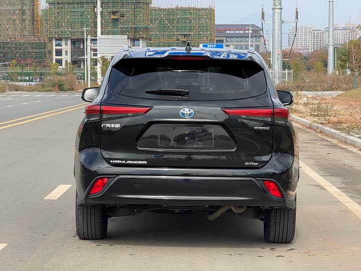 Toyota Highlander 2024 2024款 2.5L智能电混双擎四驱豪华版 7座