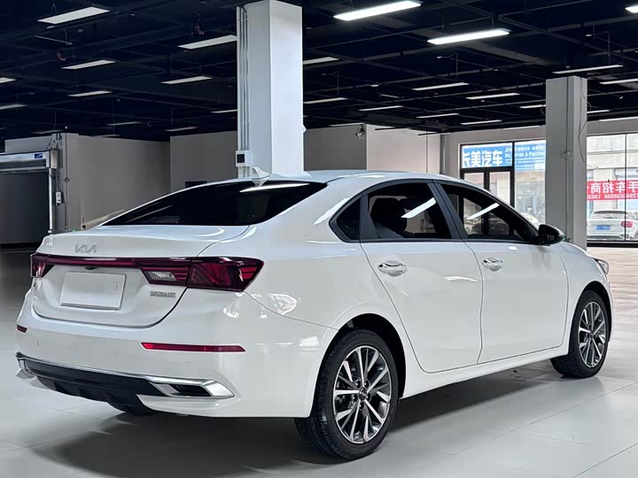 Kia K3 2023 2023款 1.5L CVT豪华版