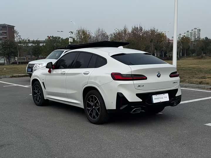 BMW X4 2022 2022款 xDrive 25i M运动套装