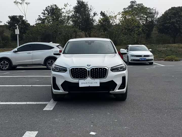 BMW X4 2022 2022款 xDrive 25i M运动套装