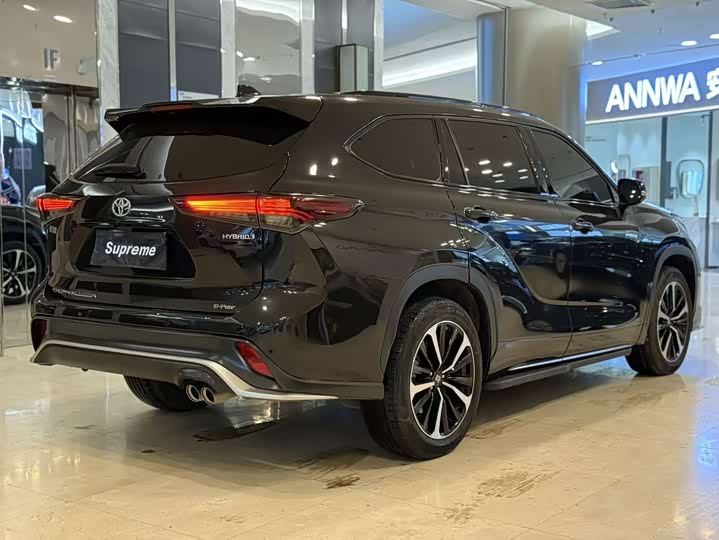 Toyota Crown Kluger 2024 2024款 2.5L HEV四驱尊贵版