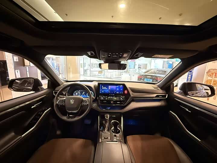 Toyota Crown Kluger 2024 2024款 2.5L HEV四驱尊贵版