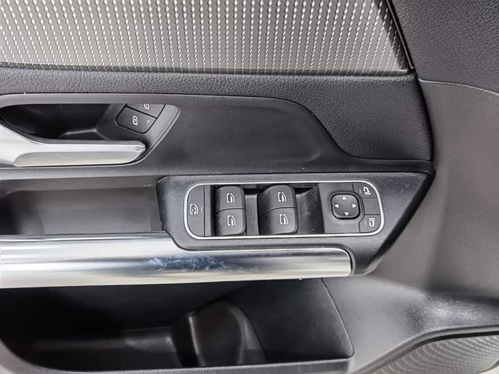 Mercedes-Benz B-Class 2021 2021款 B 180 时尚型