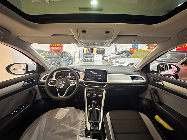 Volkswagen T-Roc 2025 2025款 280TSI DSG两驱时光版