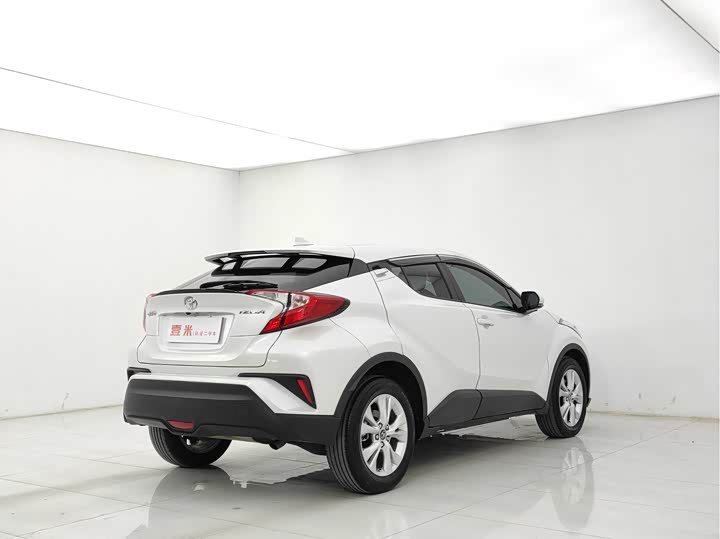 Toyota Izoa 2021 2021款 2.0L 奕享版
