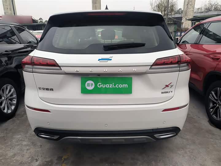 Changan Oshan X7 2021 2021款 1.5T 自动豪华型
