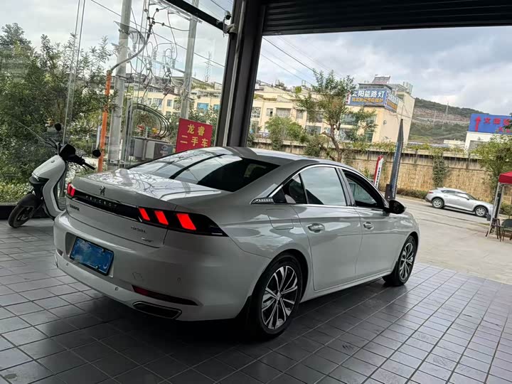 Peugeot 508 2021 2021款 508L 400THP PureTech 驾控版