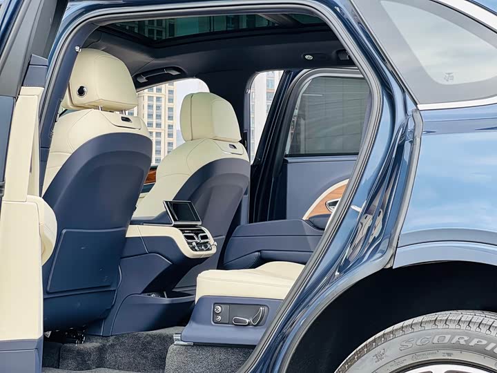Bentley Bentayga 2024 2024款 4.0T V8 长轴距版