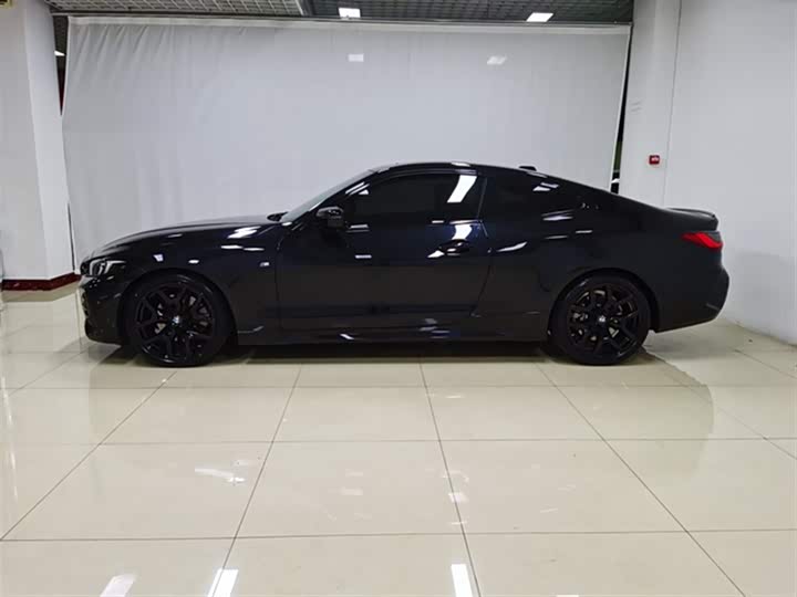 BMW 4 Series 2024 2024款 430i M运动曜夜套装