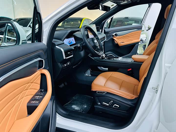 Geely Okavango L 2024 2024款 2.0T DCT旗舰型