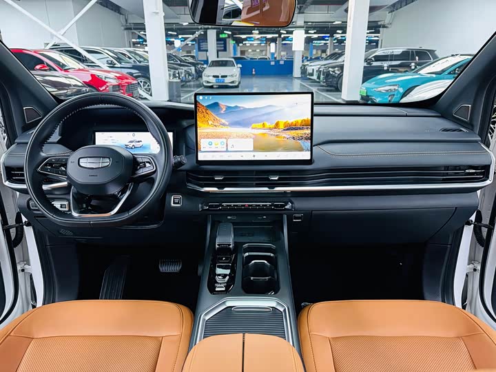 Geely Okavango L 2024 2024款 2.0T DCT旗舰型