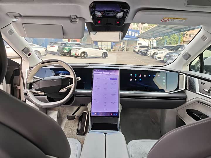 HiPhi Y 2023 2023款 560km 精英版