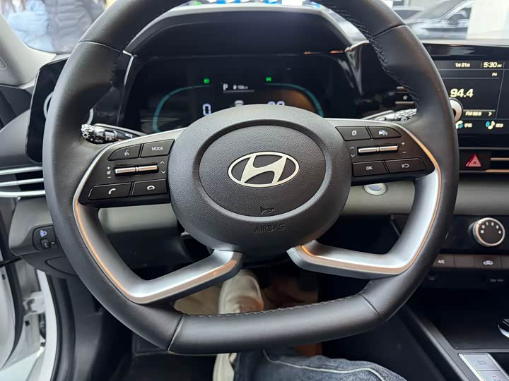 Hyundai Elantra N line 2023 2023款 1.5L CVT GLX精英版