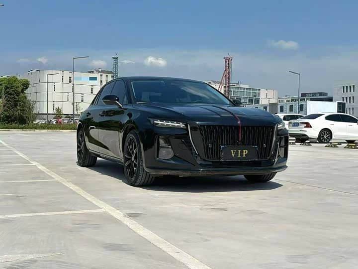 2025 Hongqi H5