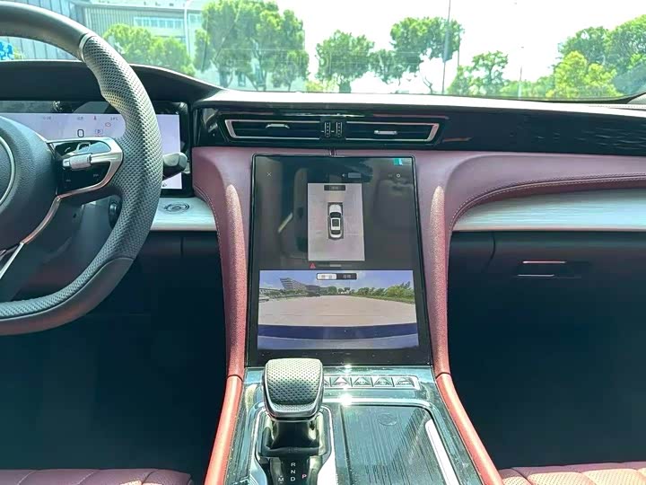 Hongqi H5 2025 2025款 2.0T 自动玄影版