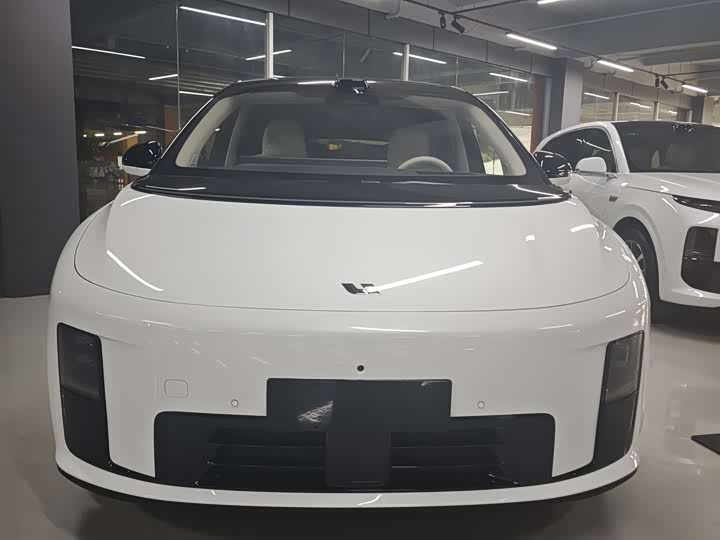 LiXiang i8 2025 2025款 标准版