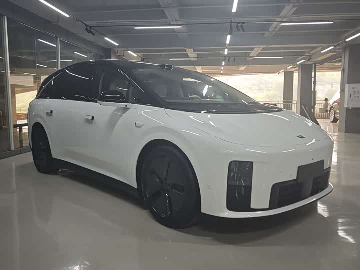 LiXiang i8 2025 2025款 标准版