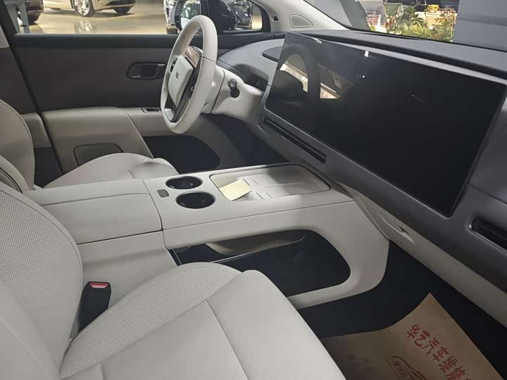 LiXiang i8 2025 2025款 标准版