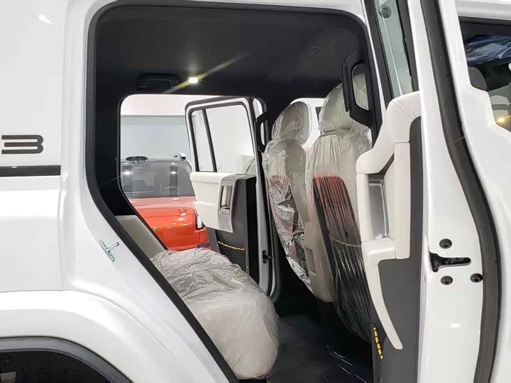 Chery iCar V23 2025 2025款 401两驱进阶版