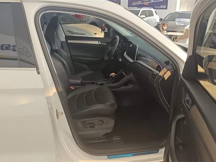 Skoda Kodiaq 2023 2023款 改款 TSI330 5座两驱奢享版