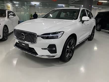 Volvo XC60 2026 2026款 B5 四驱智远豪华版