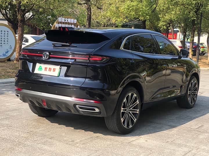Changan UNI-K Hybrid 2022 2022款 蓝鲸iDD 130km 1.5T 尊贵型